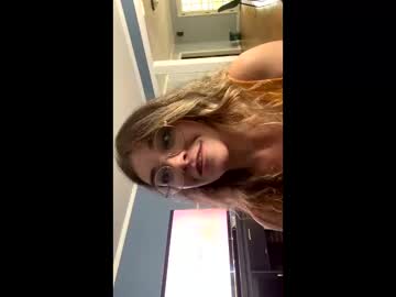 girl Exotic Live Cam Girls - Experience The Passion! with intothewoodswego