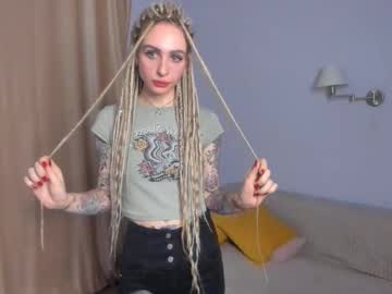 girl
        anabelmoons cam image #9733