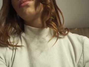 girl
        crybabycb cam image #23586