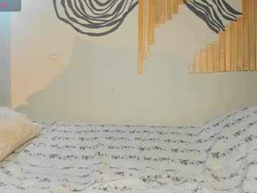 couple
        baad_kitty cam image #7995