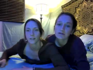 couple
        sillygirlsxx cam image #12937