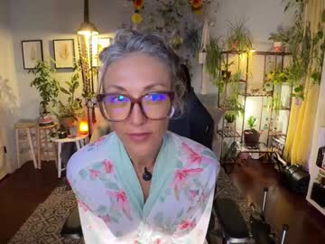 girl Exotic Live Cam Girls - Experience The Passion! with sunnie_dayz