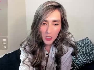 girl Exotic Live Cam Girls - Experience The Passion! with moriahhoe