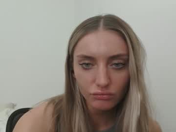 girl
        kmb25 cam image #22142