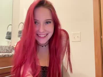 girl
        petite_scarlettt cam image #5009