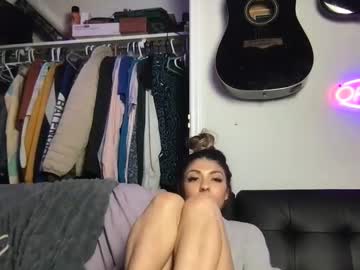 couple Exotic Live Cam Girls - Experience The Passion! with bayjaexxx