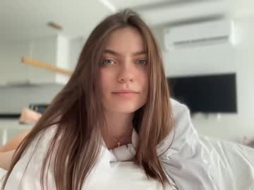 girl Exotic Live Cam Girls - Experience The Passion! with kattyyy_catt