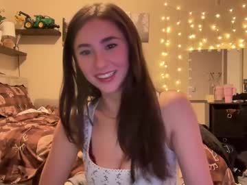 girl
        peachyflowers cam image #8470