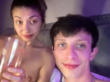 couple
        sexyandy738638 cam image #1068