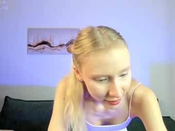 girl
        shine_nansy cam image #7039
