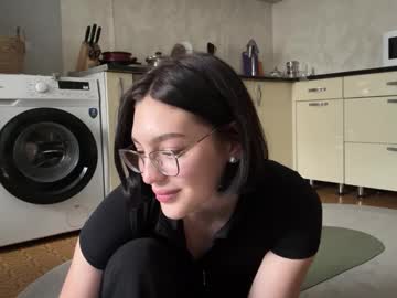 girl Exotic Live Cam Girls - Experience The Passion! with hollisguerrette