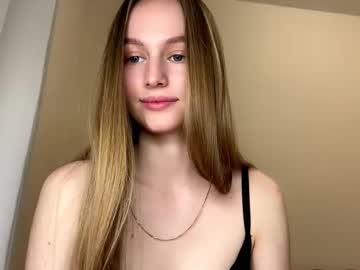 girl
        antionettepulgarin cam image #21657