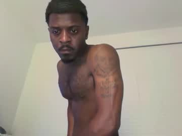 couple
        kylekickstand cam image #20234