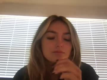 girl
        chloehartxo cam image #18383
