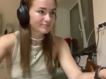girl Exotic Live Cam Girls - Experience The Passion! with saundrayeeloy