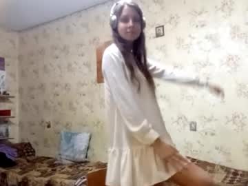 girl
        kamisalling cam image #18106
