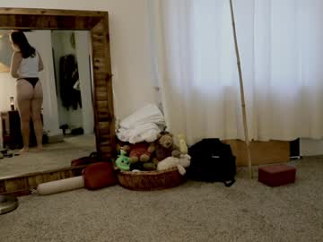 girl
        maeveminx cam image #15503