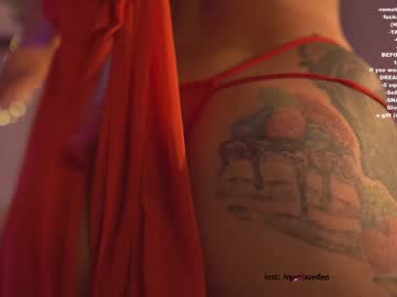 girl Exotic Live Cam Girls - Experience The Passion! with pocahontascb