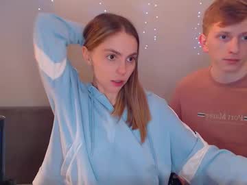 couple
        julsweet cam image #13335