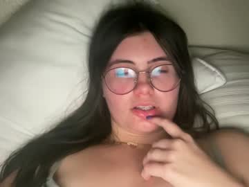 girl Exotic Live Cam Girls - Experience The Passion! with kissbriella