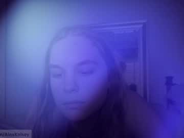 girl
        hellolanas cam image #13087