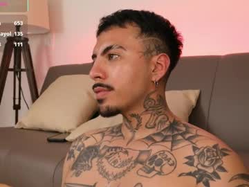 couple Exotic Live Cam Girls - Experience The Passion! with fairyflexxx