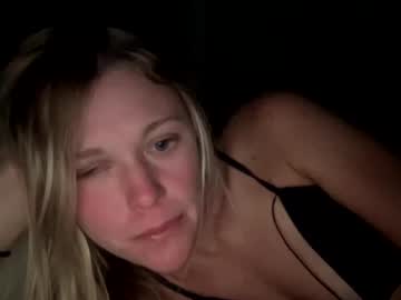 girl Exotic Live Cam Girls - Experience The Passion! with beachbabi