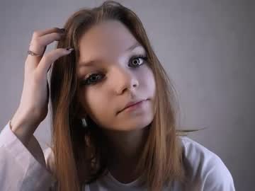 girl
        nikianases cam image #23757