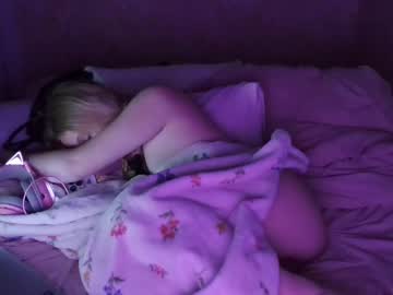 girl Exotic Live Cam Girls - Experience The Passion! with ludoluvz