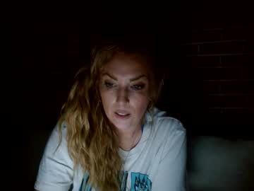 girl Exotic Live Cam Girls - Experience The Passion! with paigewhispers21