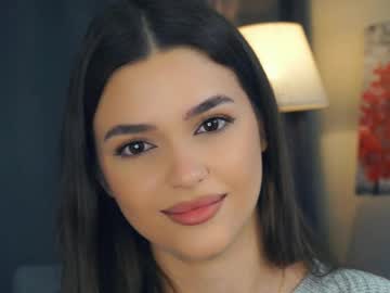 girl
        zarabeamer cam image #13278