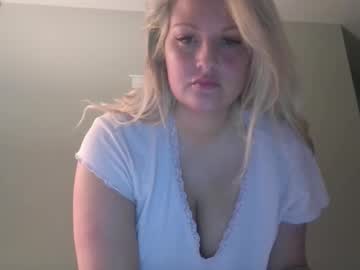 couple
        docwife12 cam image #20605