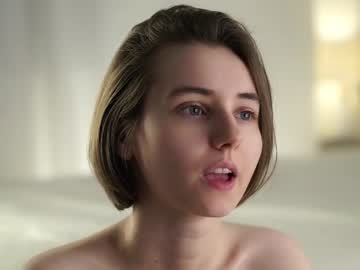 girl Exotic Live Cam Girls - Experience The Passion! with approche_toi_petite