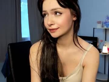 girl
        _littlelove_ cam image #14496
