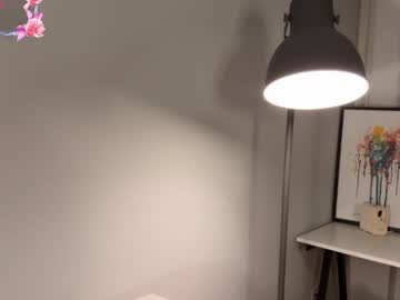 girl
        celiaatkins cam image #23679