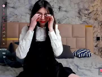 girl Exotic Live Cam Girls - Experience The Passion! with moonlitkisss_