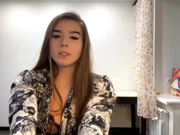 girl
        breeemans cam image #10733