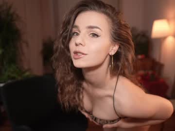 girl
        excitease cam image #544