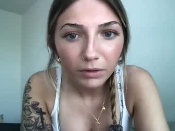 girl Exotic Live Cam Girls - Experience The Passion! with emiefox2