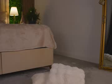 girl
        francescanappi cam image #20520