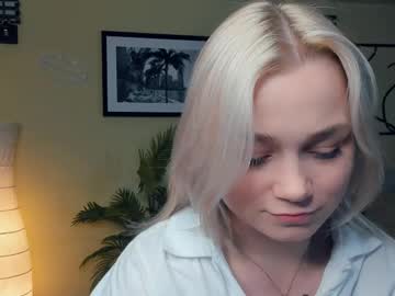 girl Exotic Live Cam Girls - Experience The Passion! with silviagillingham
