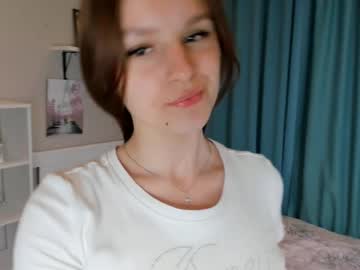 girl
        joanduty cam image #14556