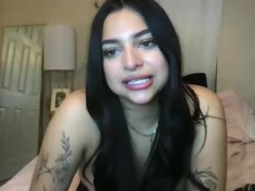 girl Exotic Live Cam Girls - Experience The Passion! with xoellee