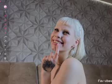 girl Exotic Live Cam Girls - Experience The Passion! with knock_knock_hey