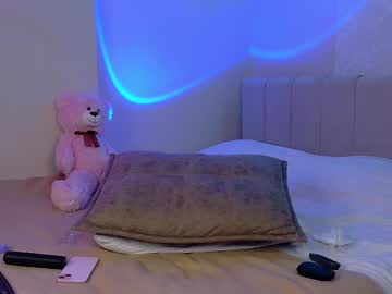 girl
        lina_lust_ cam image #20419