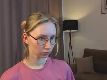 girl Exotic Live Cam Girls - Experience The Passion! with janellelitscher