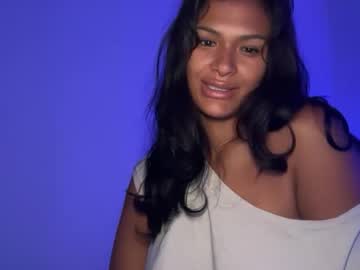 girl Exotic Live Cam Girls - Experience The Passion! with sophieee2