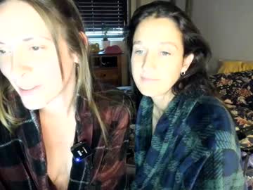 couple Exotic Live Cam Girls - Experience The Passion! with sillygirlsxx