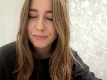 girl
        jimmyholtzman cam image #20673