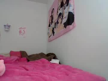 girl
        evelyncams cam image #12621